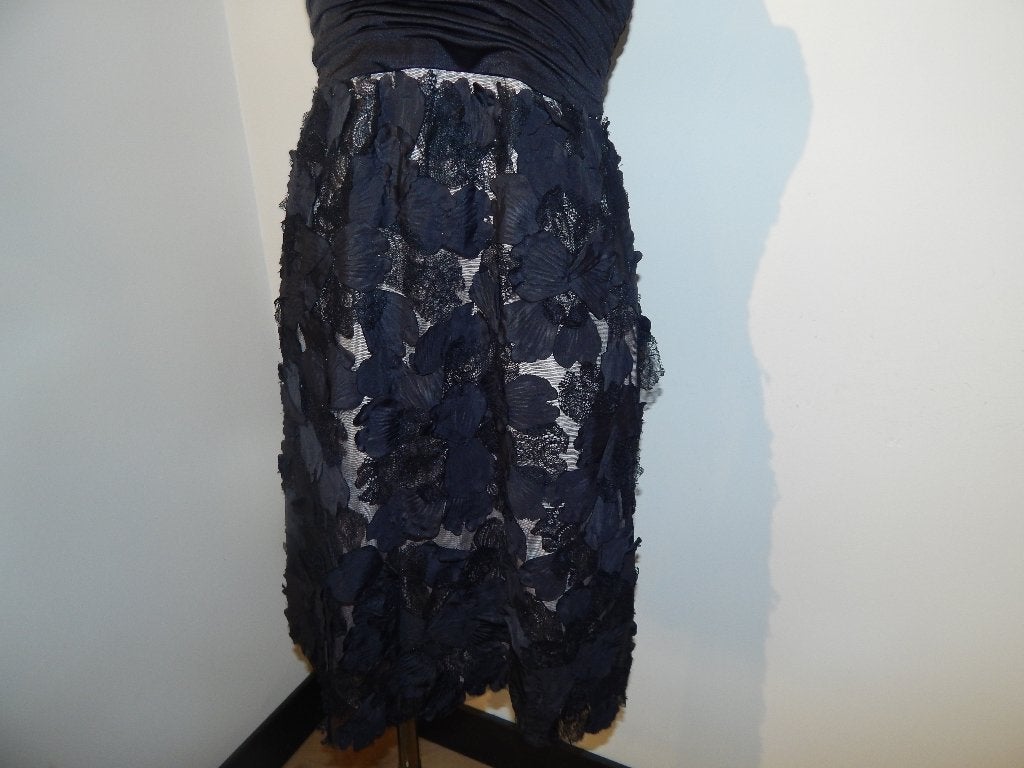 BCBG Max Azria cocktail jurk rok stoffen bloemetjes 40, Maat 38/40 (M), Verzenden, Zwart, Bcbg maxazria
