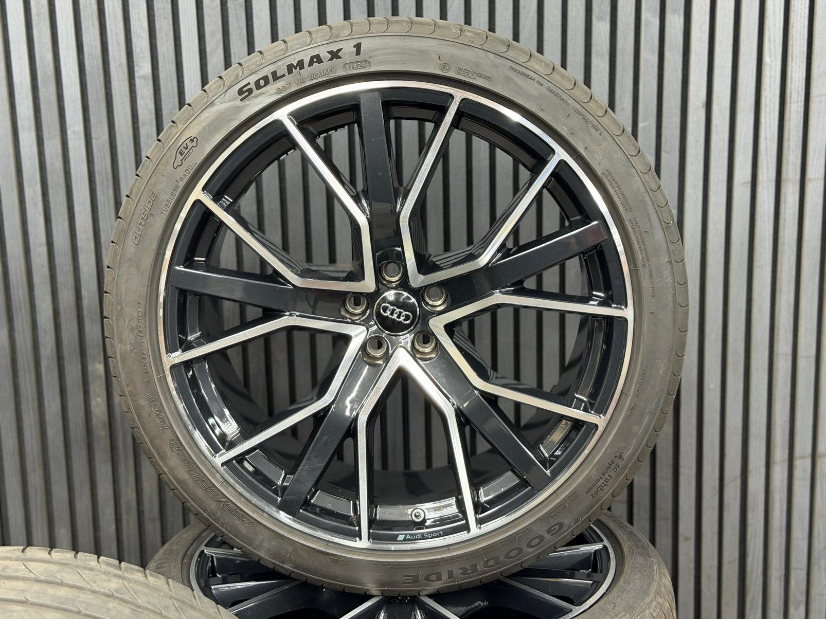 22 inch originele Audi Q7 Q8 Etron 6mm zomer €2250,-, Auto-onderdelen, Banden en Velgen, Ophalen, Zomerbanden, Banden en Velgen
