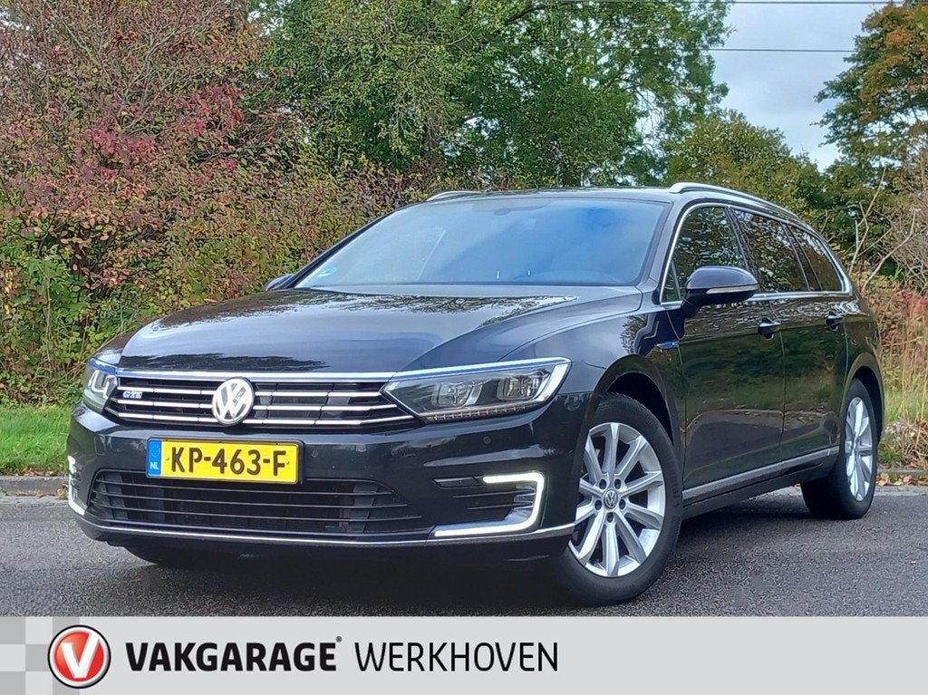 Volkswagen Passat Variant 1.4 TSI GTE Highline | Panorama |, Auto's, Volkswagen, Gebruikt, Zwart, Hybride Elektrisch/Benzine, 1600 kg