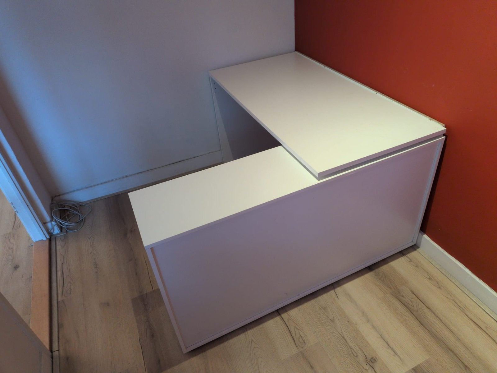 Bureau gratis af te halen in nijm oost, Huis en Inrichting, Ophalen, Zo goed als nieuw