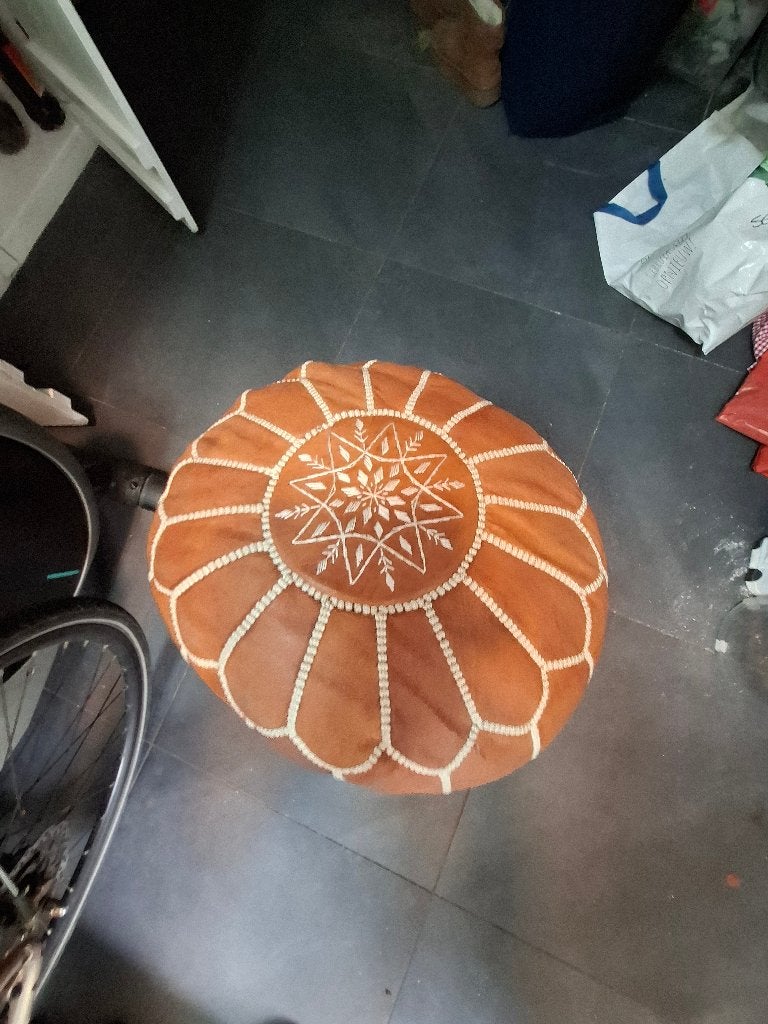 Poef, Ophalen, Gebruikt, 75 tot 100 cm, Overige vormen
