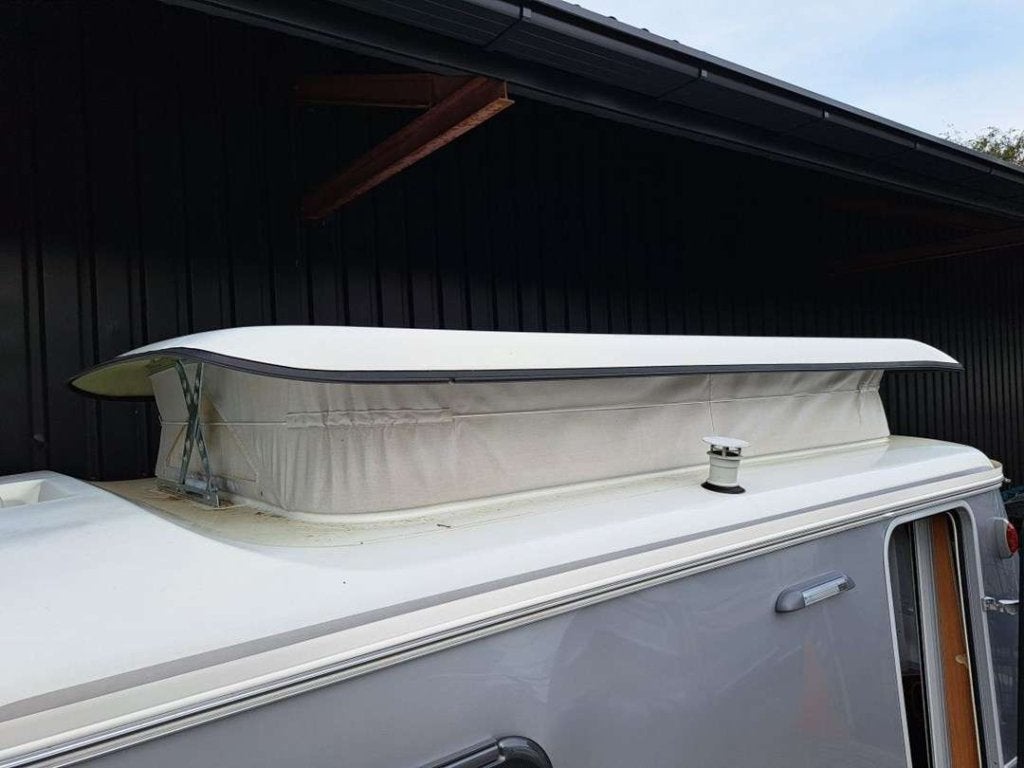 Eriba triton gt 410 caravan Hefdak, Caravans en Kamperen, Gebruikt, Skieppeleane 4 9247 CA Ureterp, Boonstraautoparts, Ophalen of Verzenden