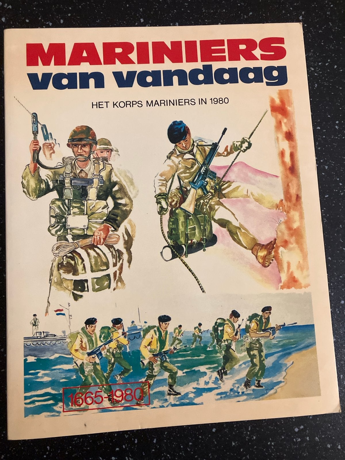 Mariniers van Vandaag - Het Korps Mariniers in 1980, Ophalen of Verzenden, 1945 tot heden, Zo goed als nieuw, Marine