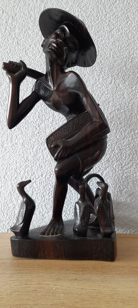 Balinese Houten Sculptuur: Landbouwer met Ganzen, Antiek en Kunst, Houtsnijwerk, Verzenden, Handgemaakt, 20 - 50 cm