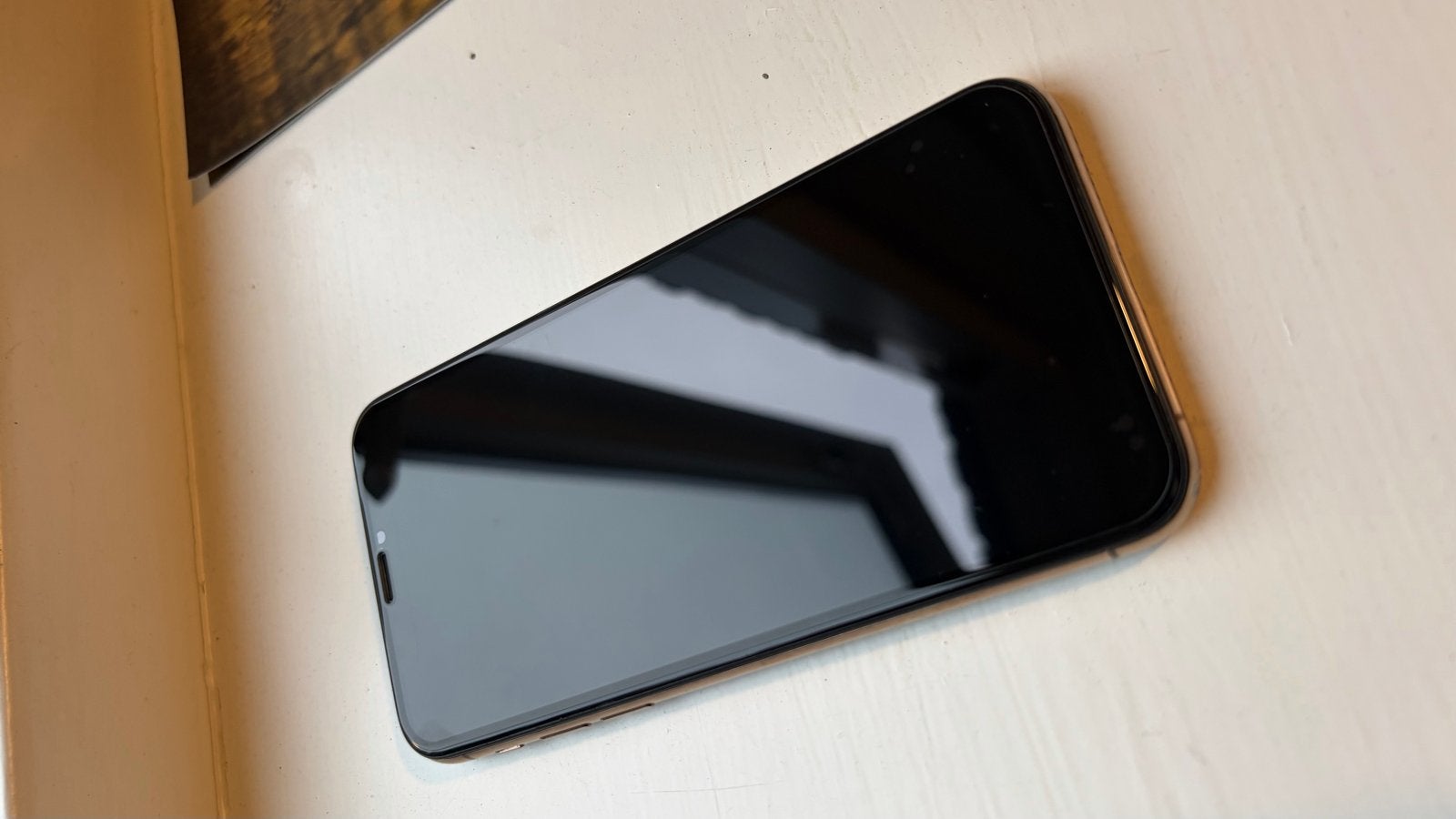 iPhone XS  64GB Goud - Achterkant gebroken, Gebruikt, IPhone XS, Ophalen of Verzenden, 64 GB