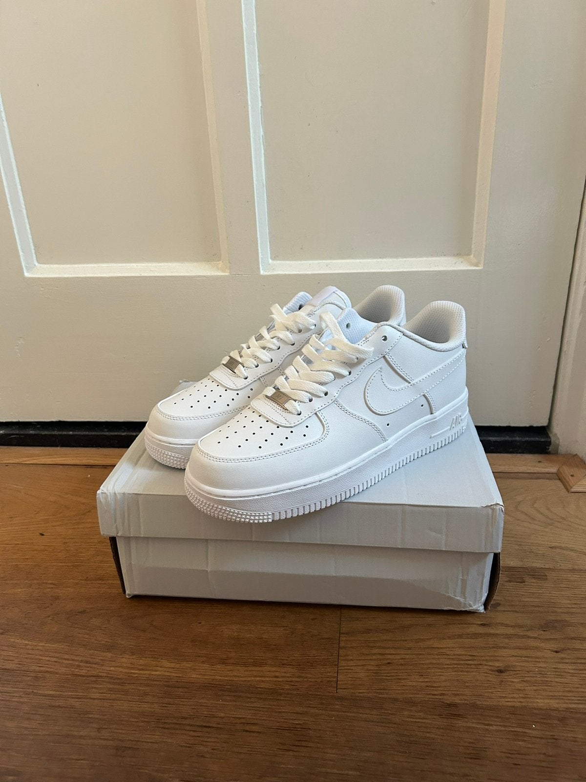 Nike Air Force 1 Wit – Topstaat – Maat 43, Wit, Ophalen of Verzenden, Sneakers of Gympen, Zo goed als nieuw