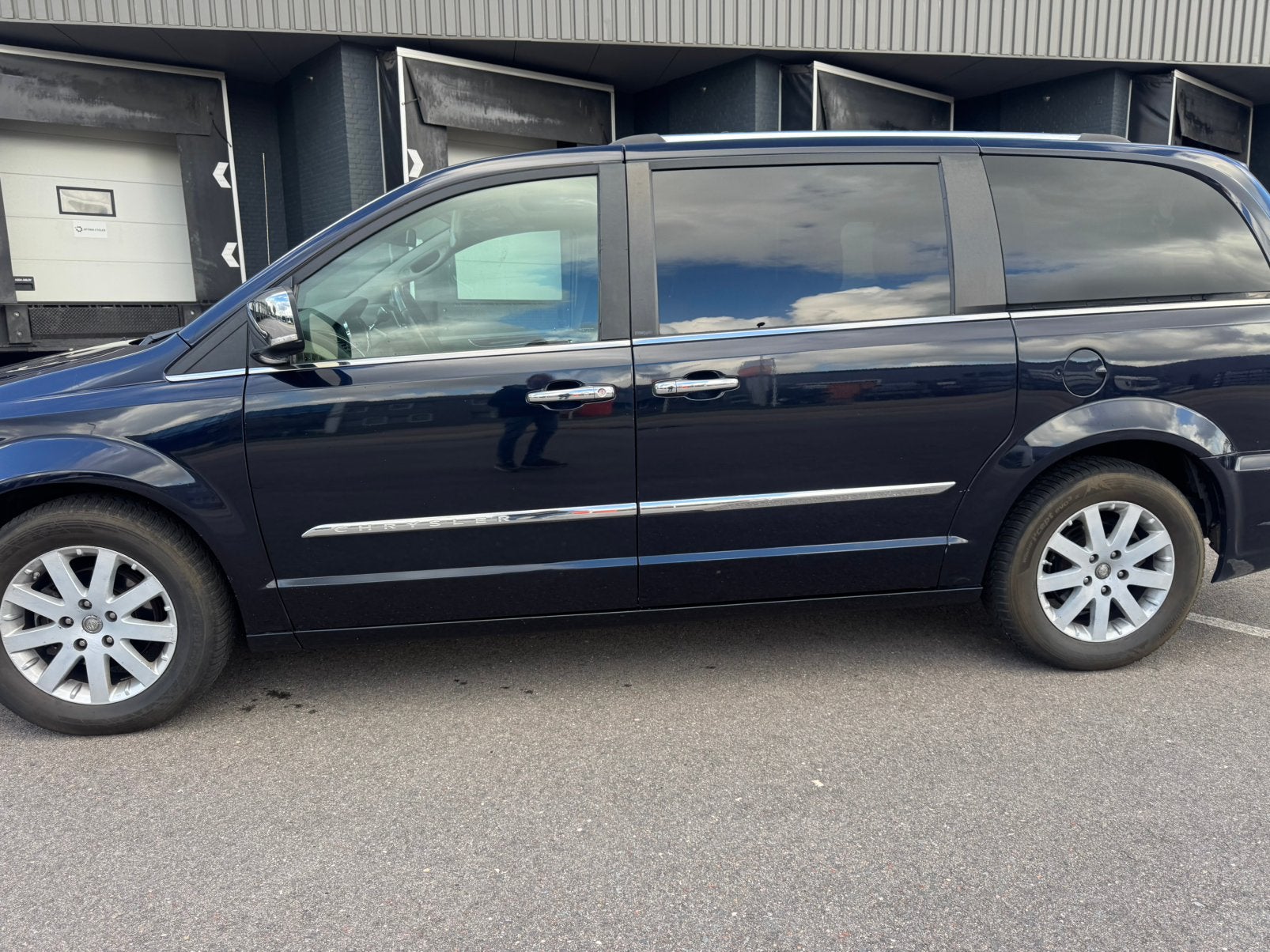 Chrysler Town & Country 3.6 V6. 2011, Auto's, Beige, Blauw, 7 stoelen, Leder