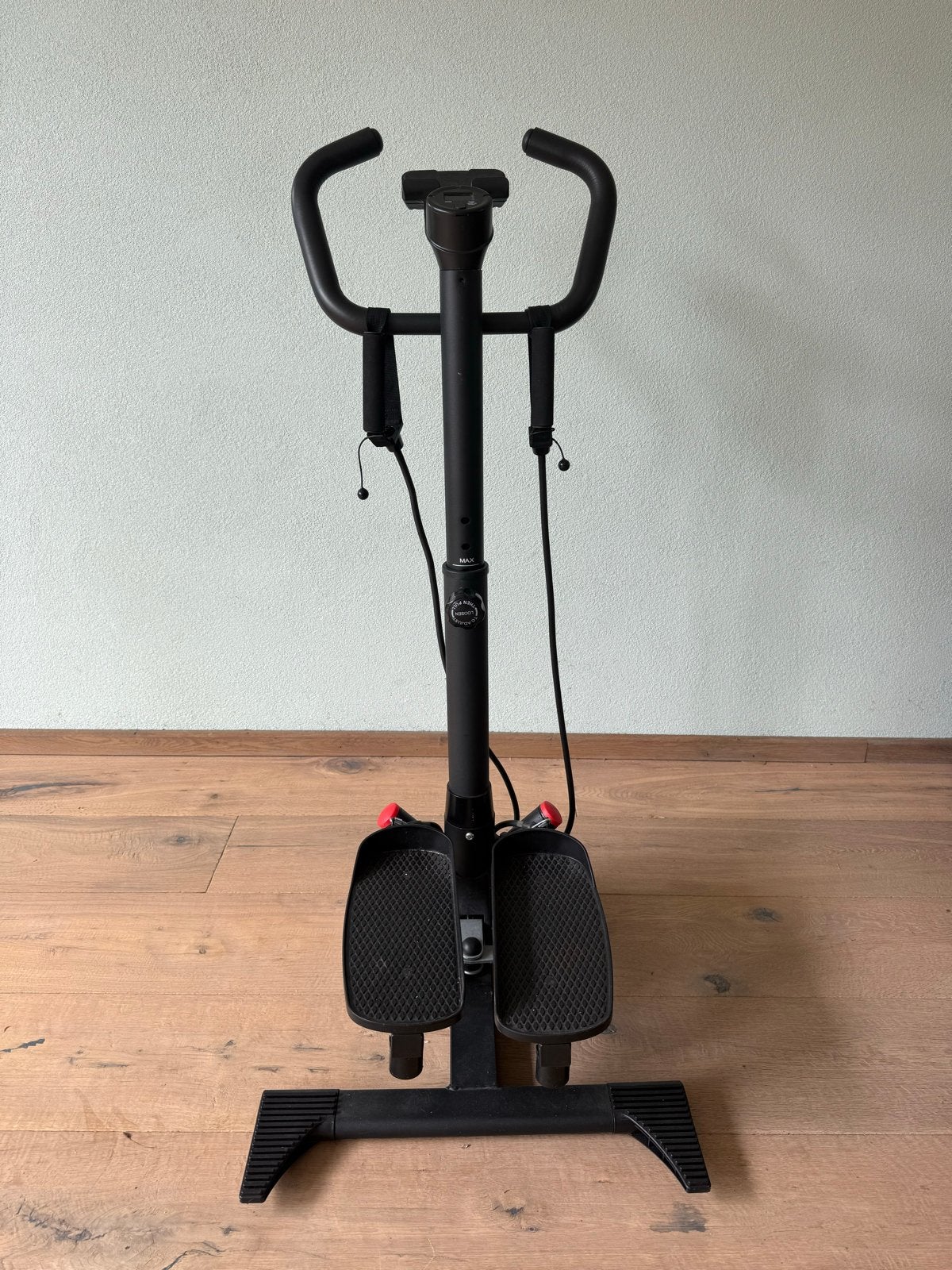 Compact Stepapparaat met Handgrepen - Ideaal voor Thuis, Sport en Fitness, Ophalen, Gebruikt, Stepapparaat, Metaal