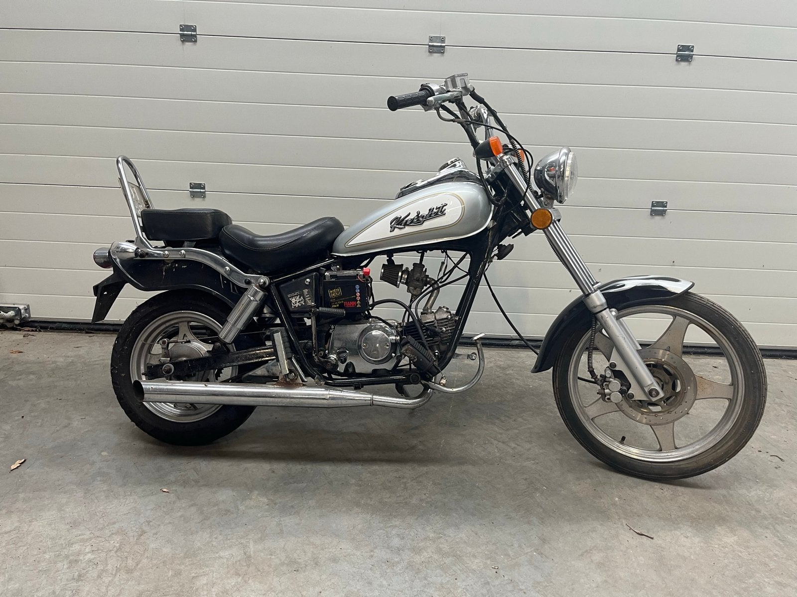 Kinroad Chopper, Ophalen