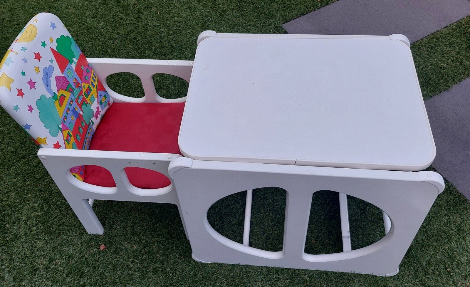 MDF kinderstoel, Kinderen en Baby's, Kinderstoelen, Gebruikt, Meegroeistoel, Afneembaar eetblad, Ophalen