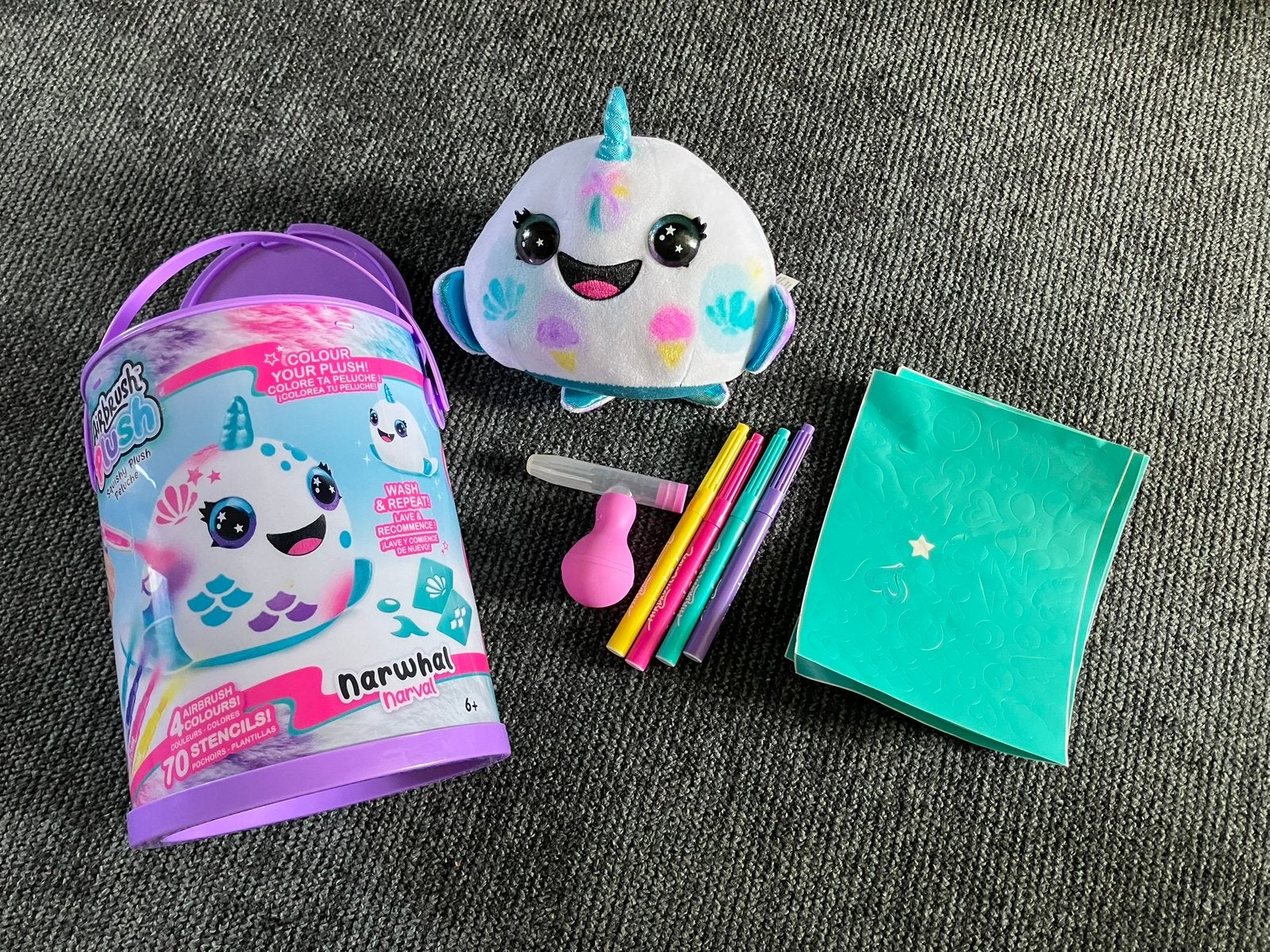Airbrush Pluche Narwhal - Kleur je eigen knuffel!, Ophalen of Verzenden, Gebruikt