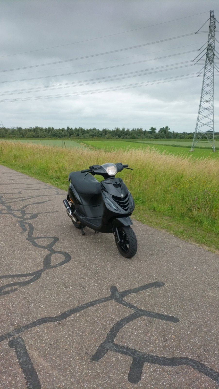 Piaggio zip 4t MOET WEG, Ophalen, Maximaal 45 km/u, Zip, Zo goed als nieuw