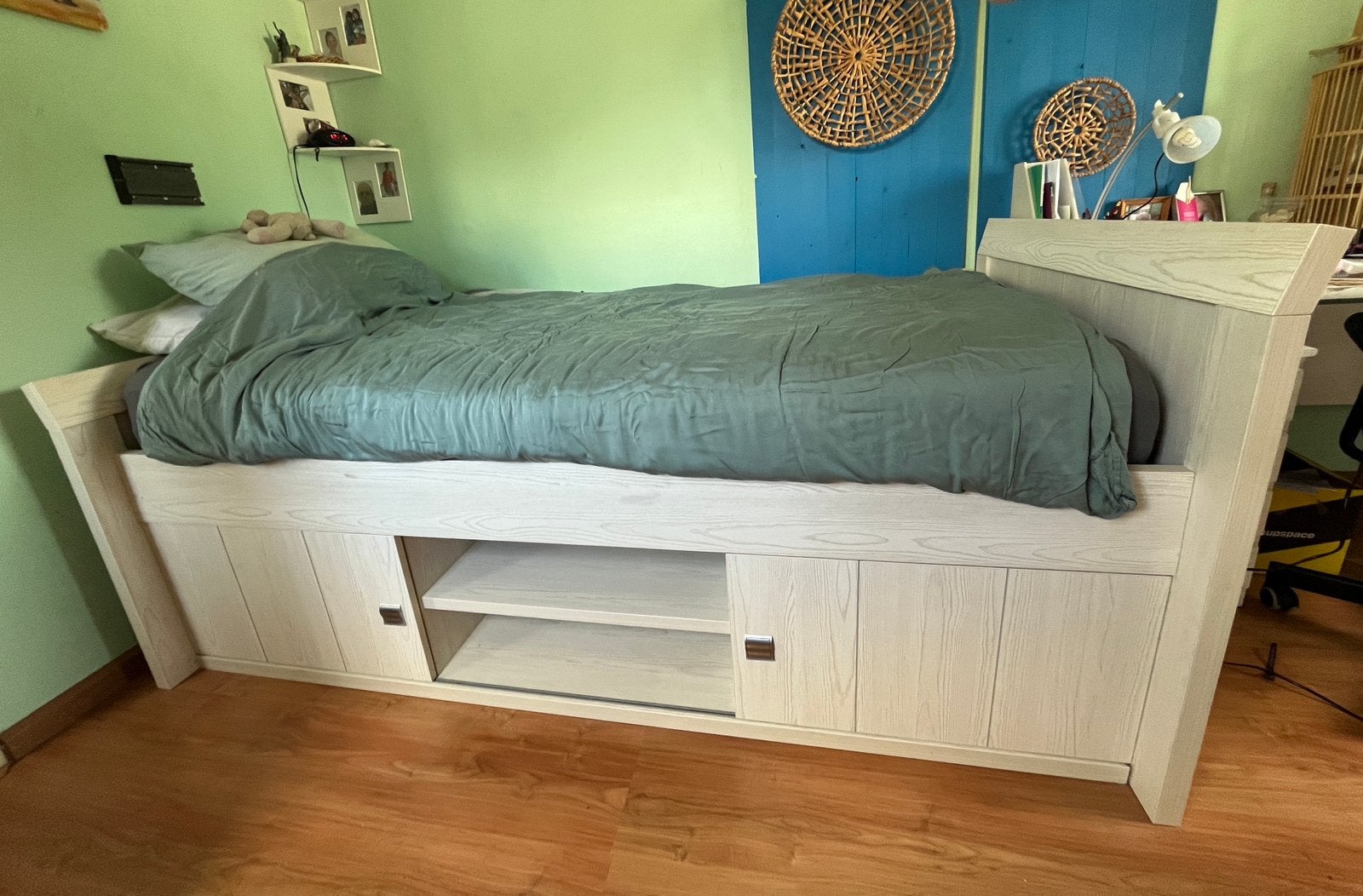 KAJUITBED incl lattenbodem en BOEKENKAST, Ophalen, 85 tot 100 cm, Zo goed als nieuw, Lattenbodem