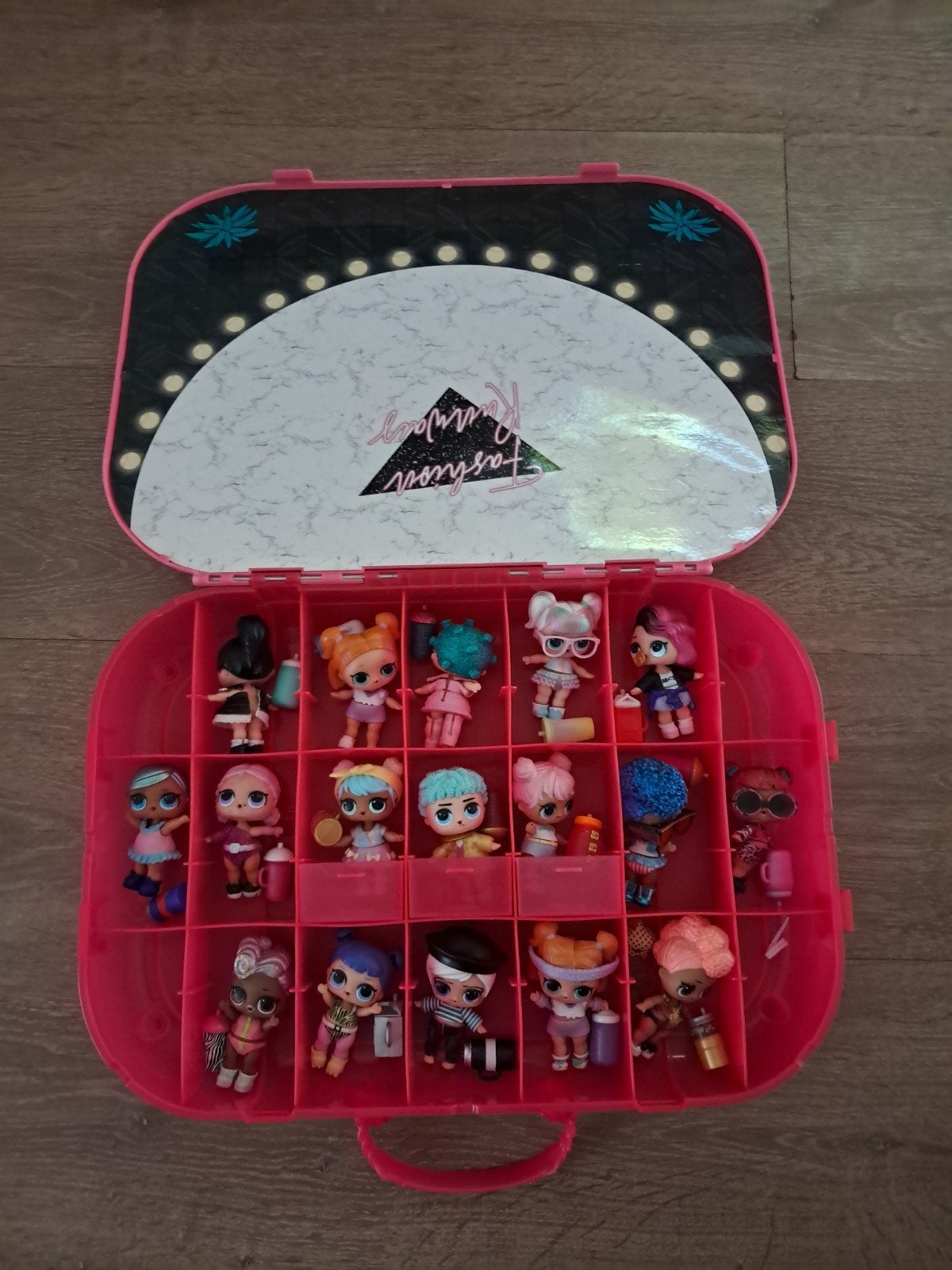 LOL Surprise opbergkoffer met 17 poppetjes en accessoires, Ophalen, Gebruikt, Overige typen