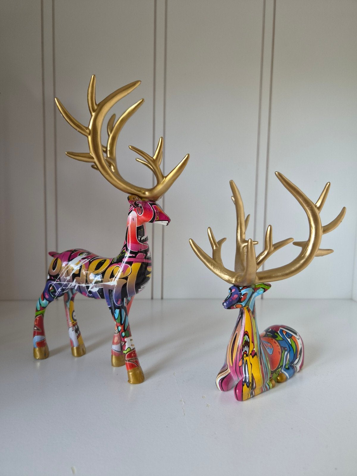 Sierlijke Herten Set - Kleurrijke Decoratie, Meerkleurig, Kunststof, Ophalen of Verzenden, Zo goed als nieuw