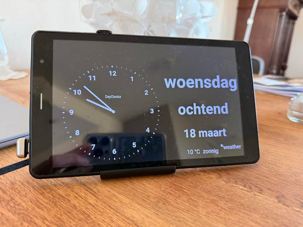 Dayclock voor ouderen met geheugenproblematiek, Ophalen of Verzenden, Zo goed als nieuw, Digitaal, Wekker of Tafelklok