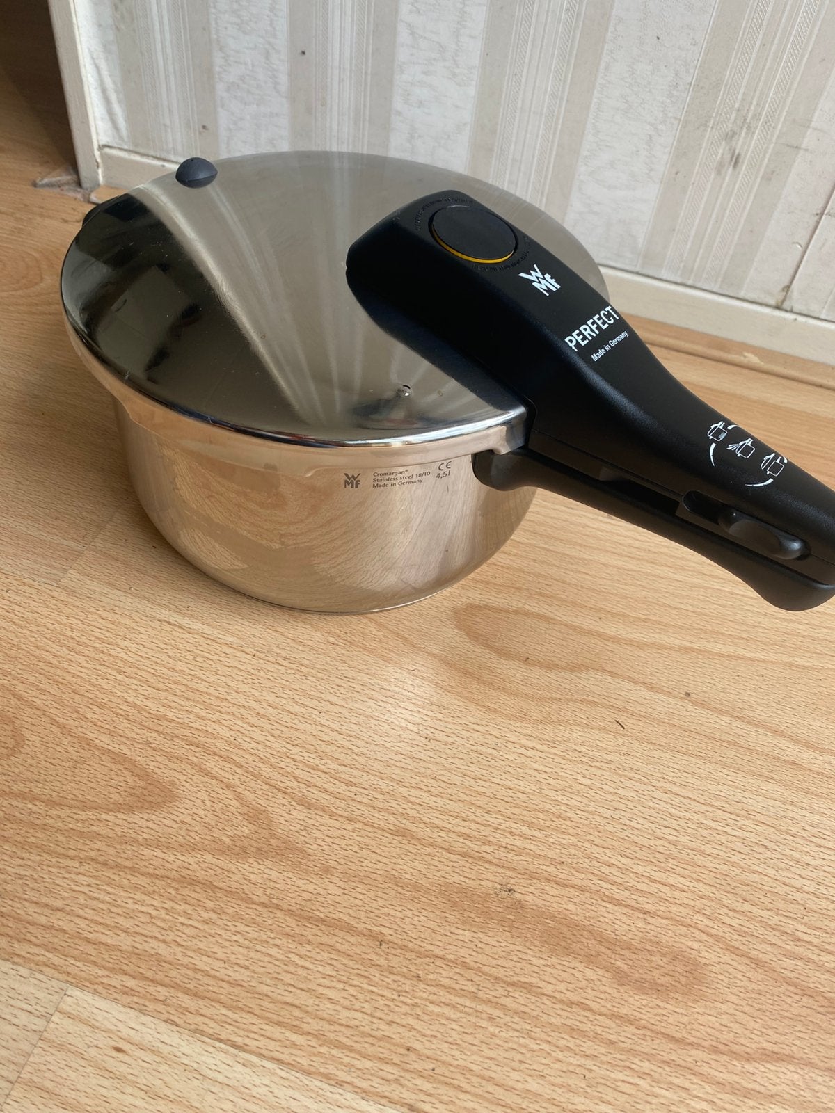 WMF RVS snelkookpan voor alle warmtebronnen, Ophalen of Verzenden, Zo goed als nieuw, Rvs