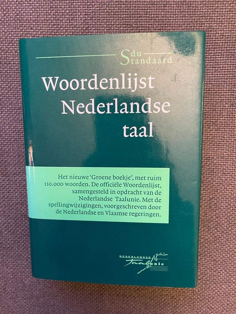 Woordenboek, Ophalen of Verzenden, Zo goed als nieuw, Overige uitgevers, Nederlands