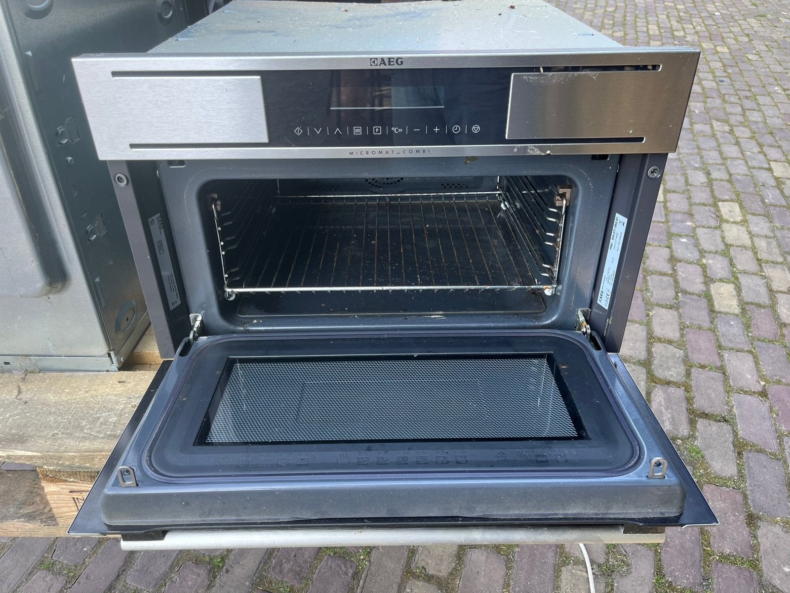AEG KM7100000M Inbouw Combimagnetron RVS, Witgoed en Apparatuur, Magnetrons, Ophalen, Combimagnetron, Gebruikt, 60 cm of meer