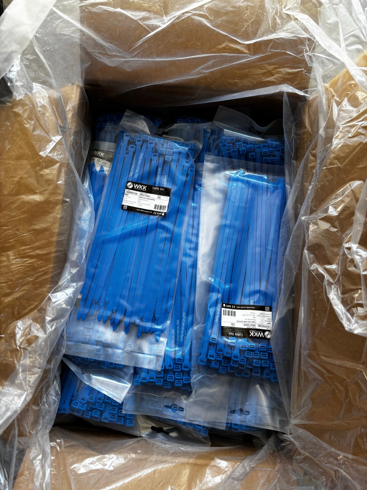 5000x WKK Kabelbinders Blauw 300x7.6mm - Nieuw, Doe-het-zelf en Verbouw, Elektra en Kabels, Nieuw, Overige typen, Verzenden