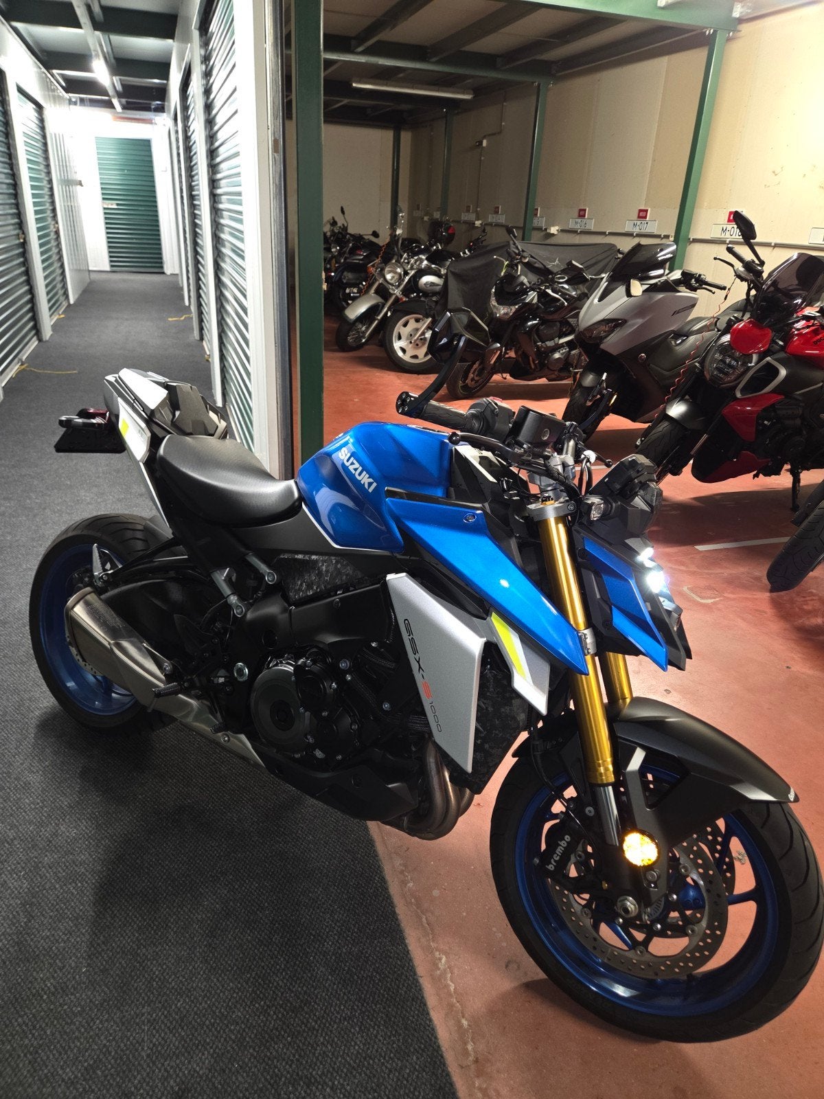 Suzuki GSX-S 1000, Motoren, Motoren | Suzuki, Particulier, Naked bike, meer dan 35 kW, 4 cilinders, Motorrijbewijs A, ABS, LED Verlichting