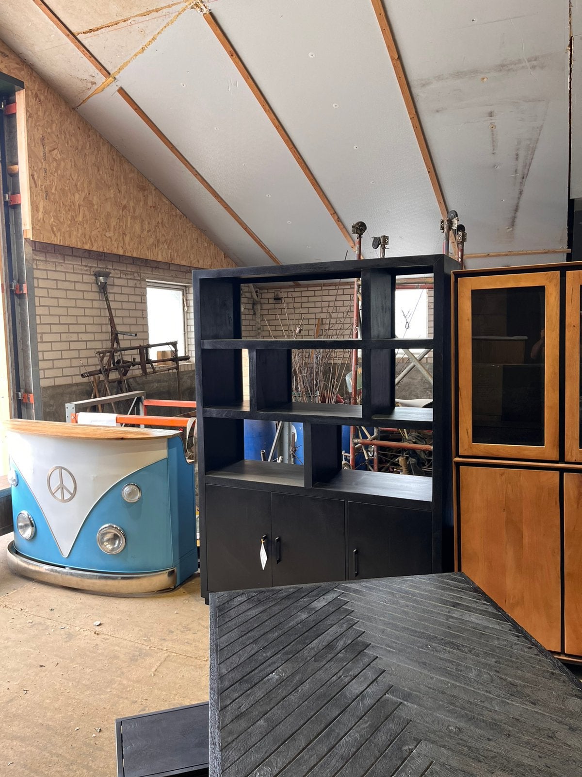 ZATERDAG 18 juli uitverkoop diverse meubelen en stoelen, Huis en Inrichting, Complete inboedels, Ophalen