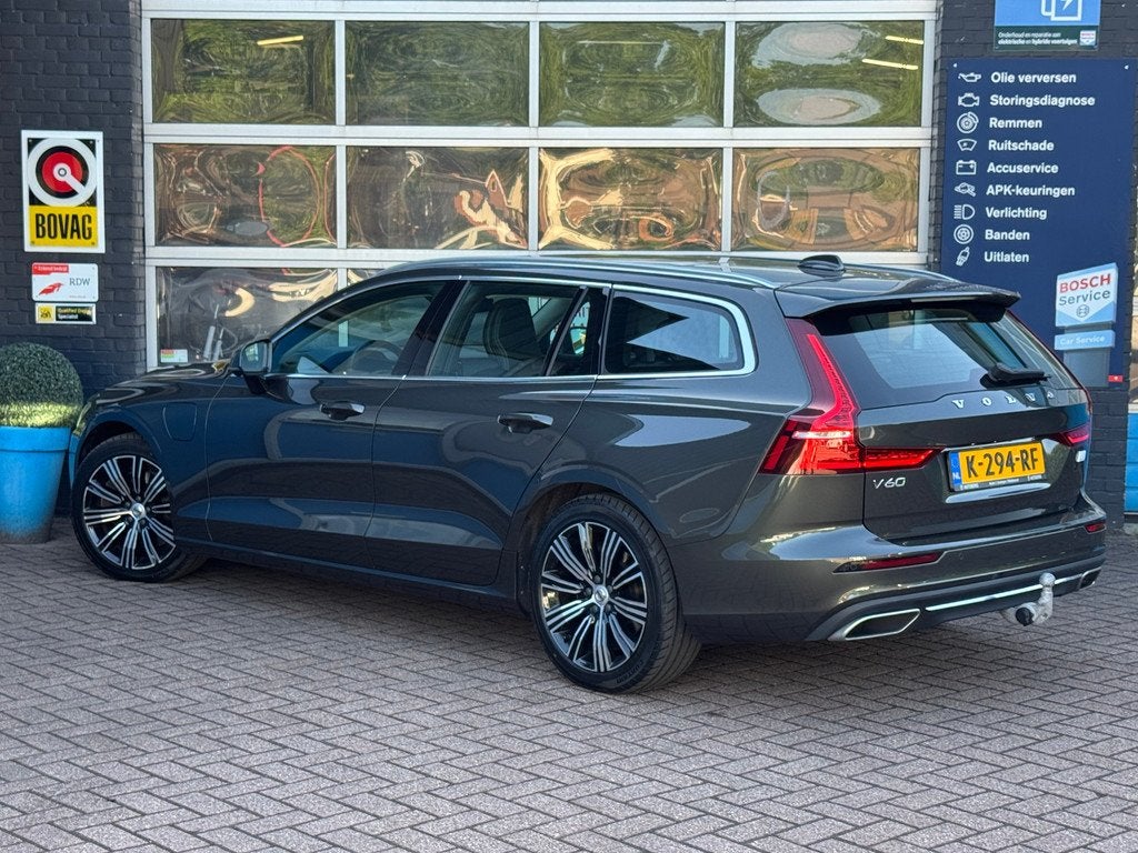 Volvo V60 2.0 T6 Recharge AWD Business Pro, 12 maanden, Gebruikt, Euro 6, 4 cilinders