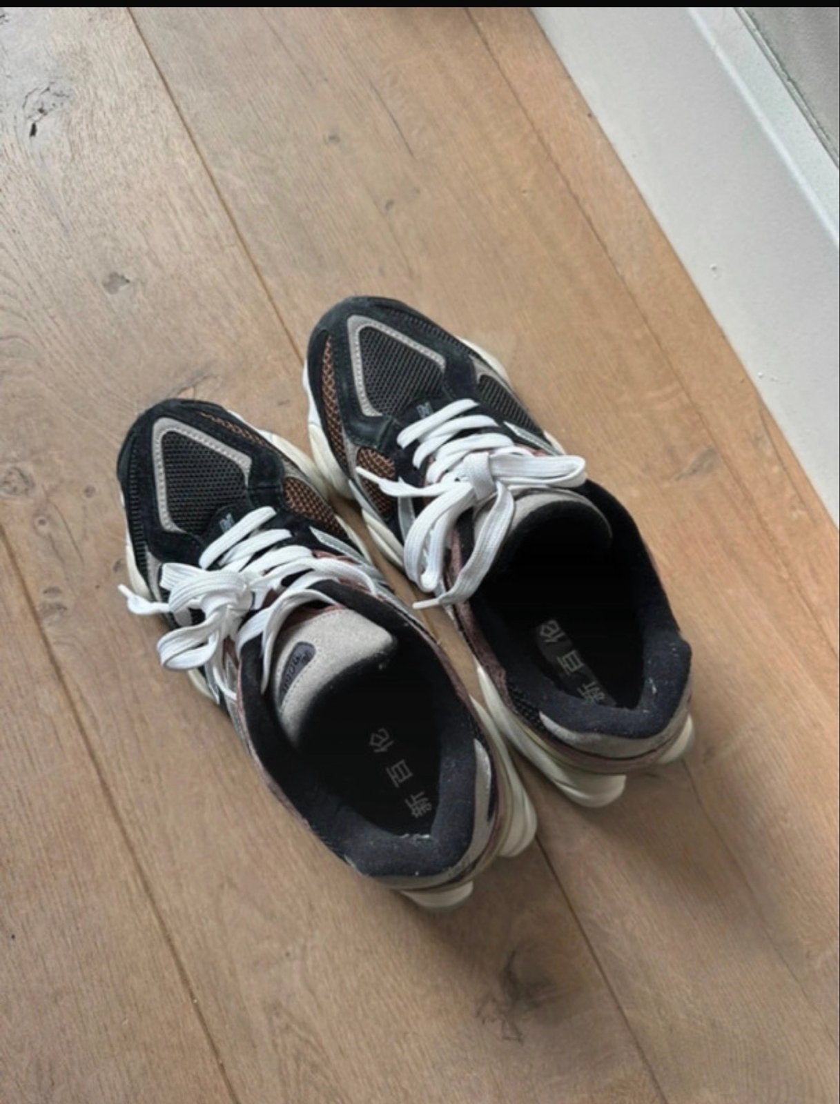 Leuke sneakers maat 40, Ophalen of Verzenden, Gedragen, Zwart, Sneakers of Gympen