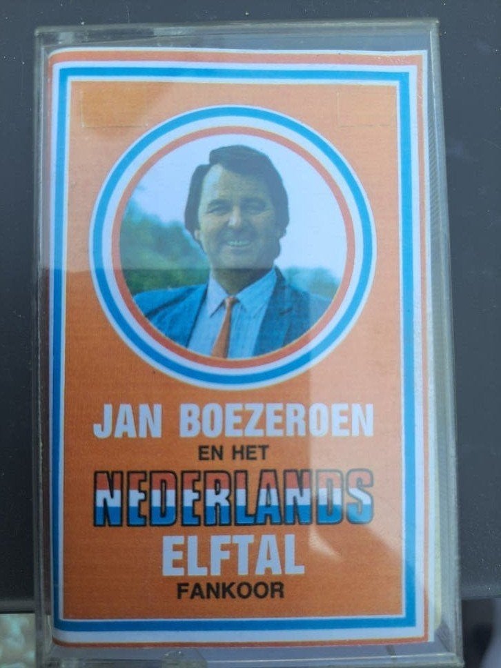 Jan Boezeroen en het Nederlands Elftal Fankoor cassette, Gebruikt, 1 bandje, Ophalen of Verzenden, Origineel