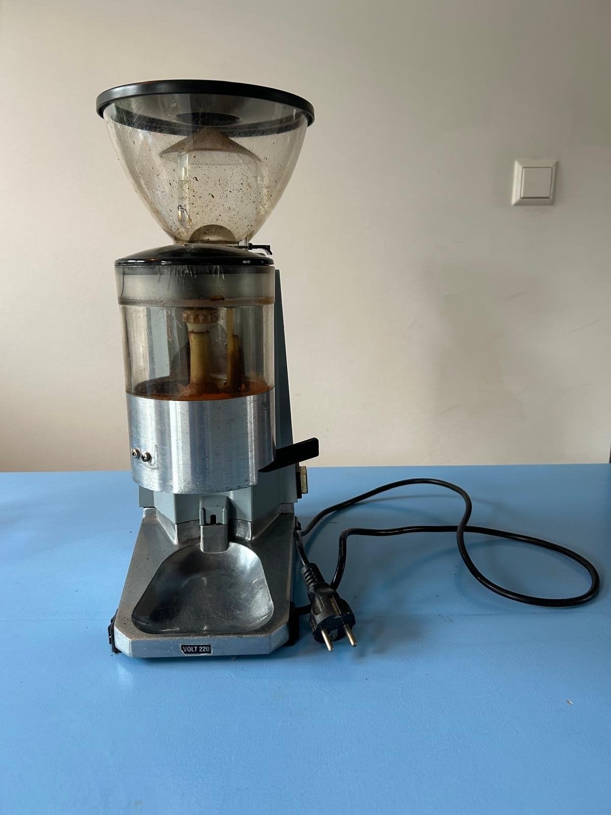 Fiorenzato Mestre professionele koffiemolen bonenmaler, Witgoed en Apparatuur, Gebruikt, Overige modellen, 10 kopjes of meer, Koffiebonen