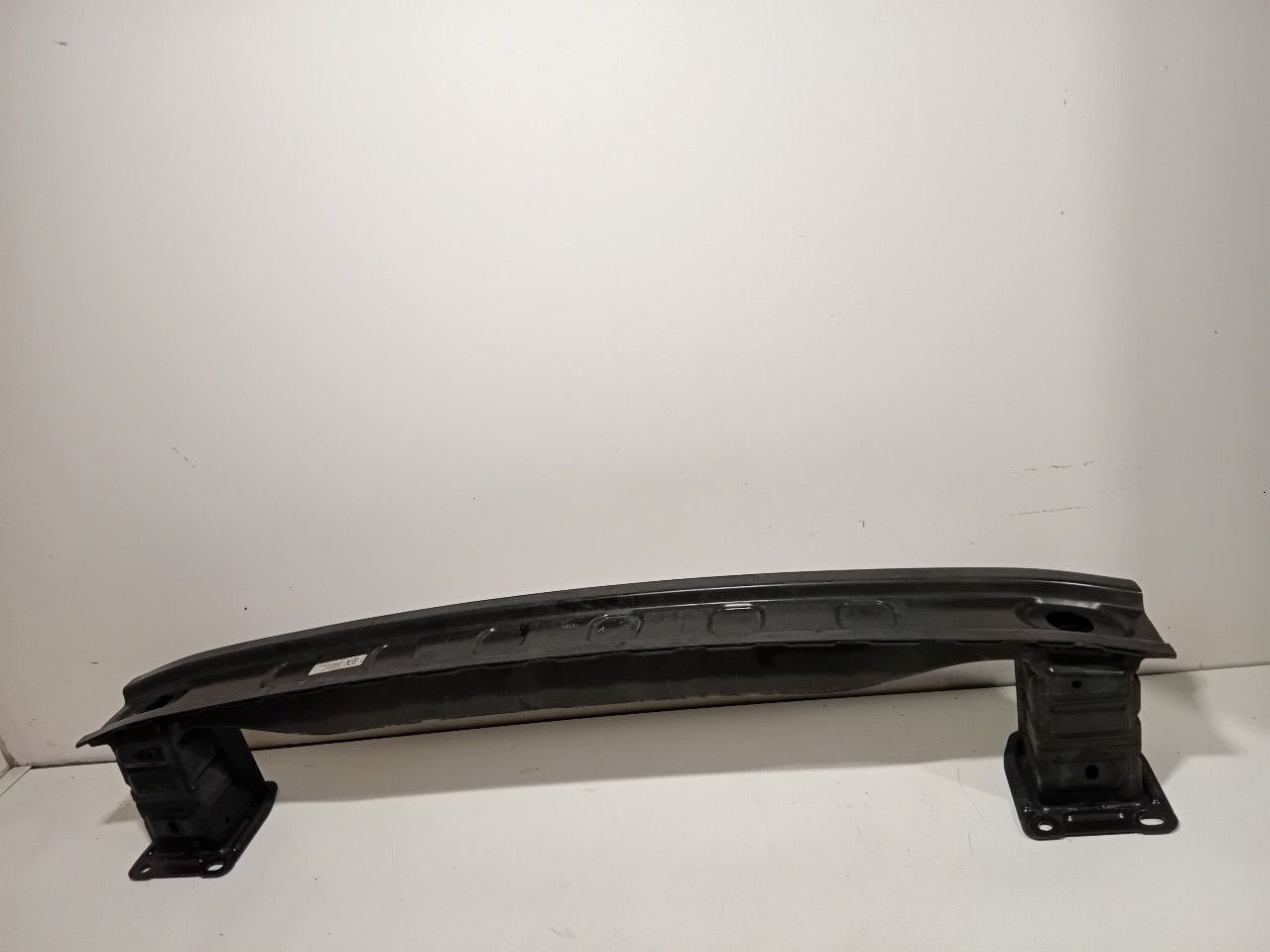 Bumperbalk achter Mercedes-Benz EQ-Klasse, Onderdelen@venauto.nl, Van der Ven Autorecycling B.V., Gebruikt, Ettenseweg 76, 4706 PB Roosendaal, The Netherlands