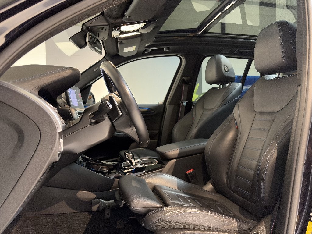 Foto 4 van BMW X3 Xdrive30e 292pk M-Sport/ H&K/ Head-up/ Pano/ Trekhaak