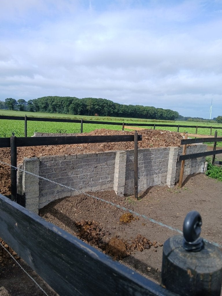 Wie kan er paarden mest ophalen tegen betaling ?, Ophalen