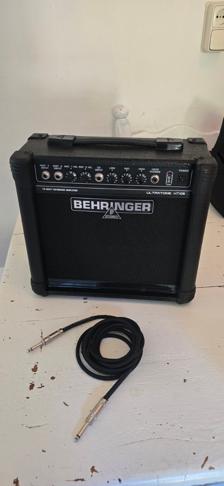 Behringer Ultratone KT108 Keyboardversterker, Ophalen of Verzenden, Gebruikt, Minder dan 500 watt, Keyboardversterker