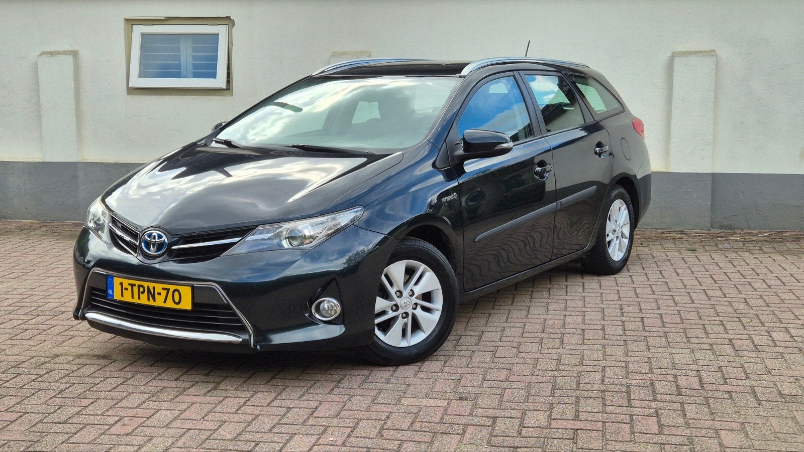 Toyota Auris Touring Sports 1.8 Hybrid Asp. Inruil mo
1.8 Hy, Stof, 345 kg, Navigatiesysteem, Origineel Nederlands