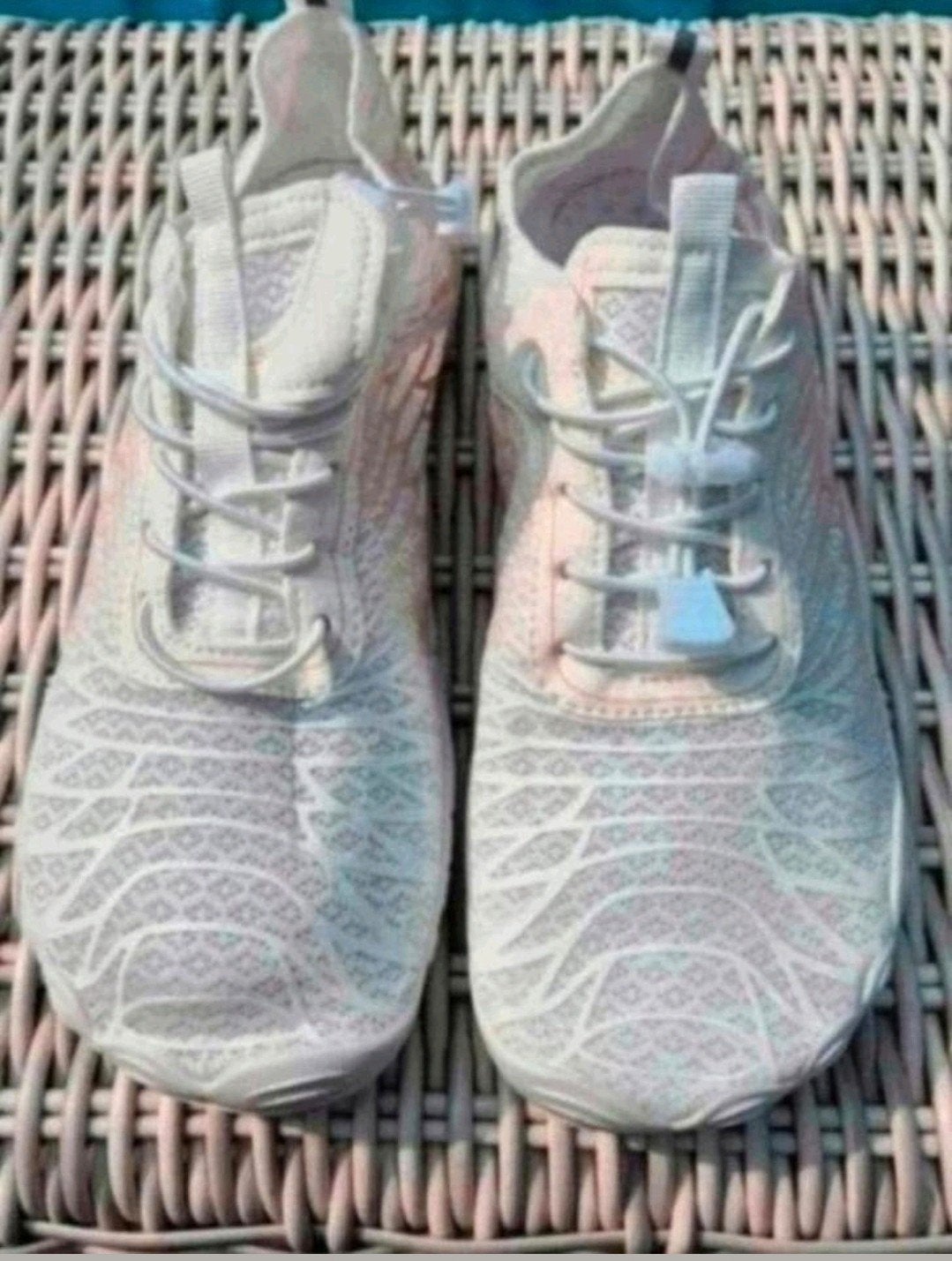 Nieuwe water- of sportschoenen - Maat 39 (25 cm), Overige kleuren, Sportschoenen, Nieuw, Ophalen of Verzenden