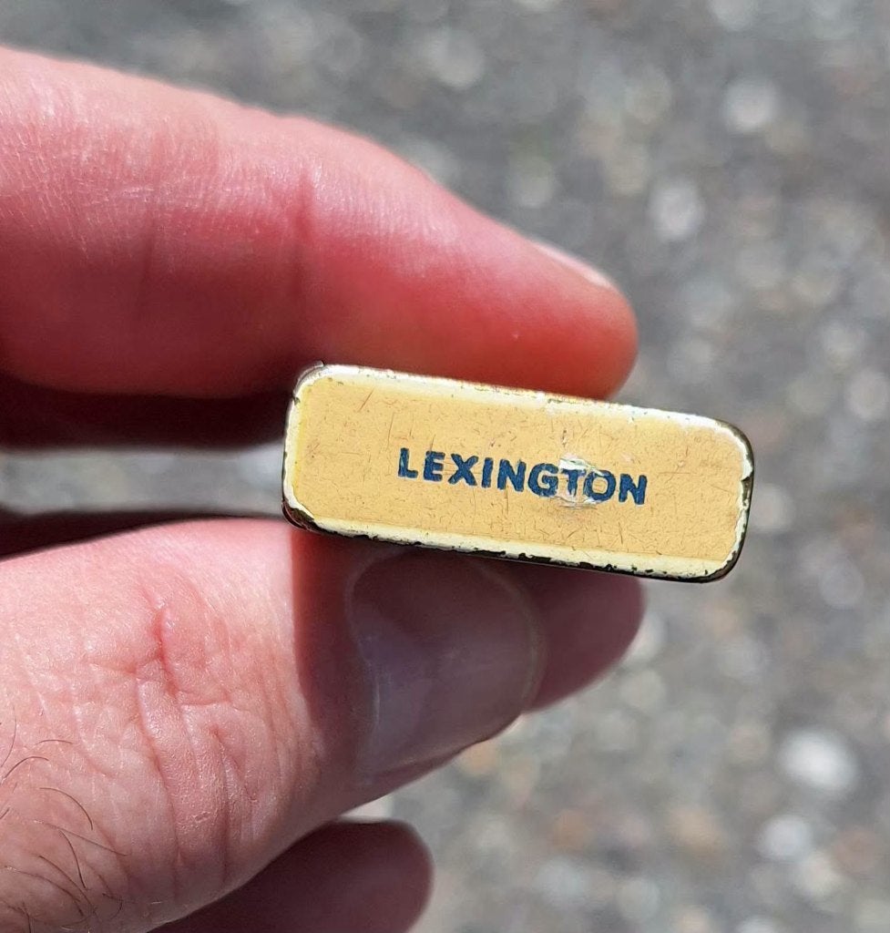 Zeldzame vintage benzine mini aansteker Lexington sigaretten, Gebruikt, ., Ophalen of Verzenden, .