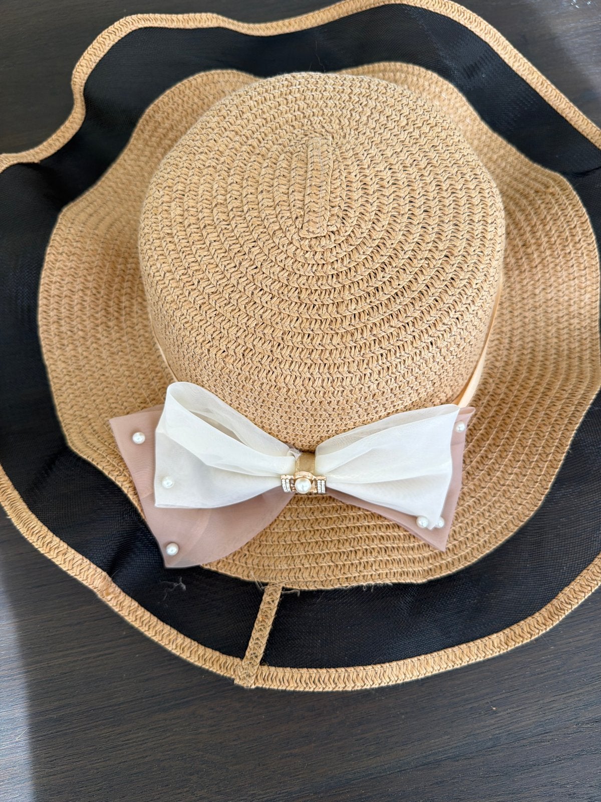 Stijlvolle Strohoed met Strik en Parels - Zomer Accessoire, Ophalen of Verzenden, Zo goed als nieuw, One size fits all, Hoed