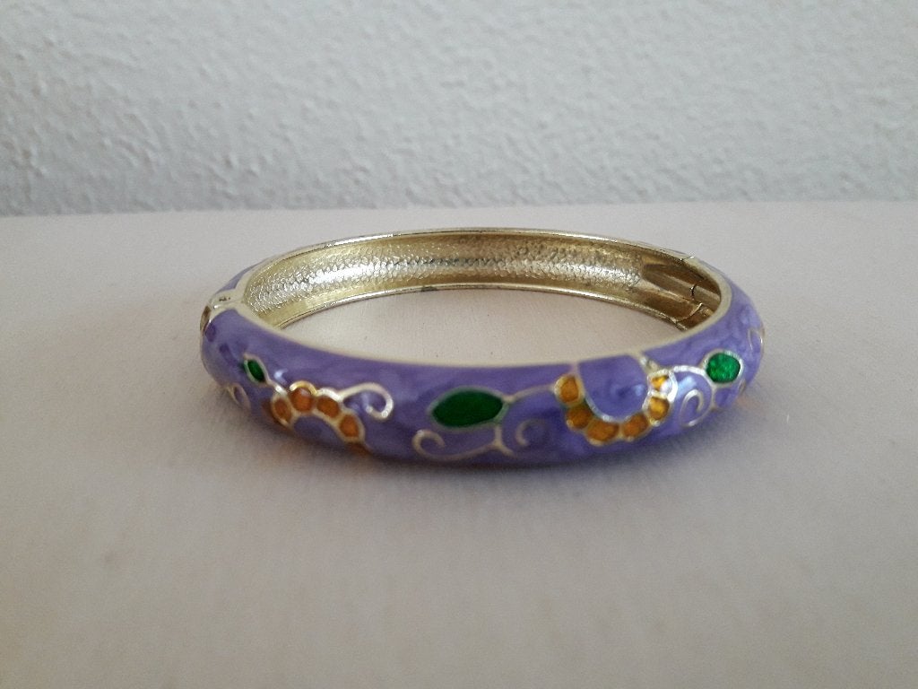 armband lila met opdruk , metaal , nieuw, Sieraden, Tassen en Uiterlijk, Ophalen of Verzenden, Nieuw, Paars, Staal