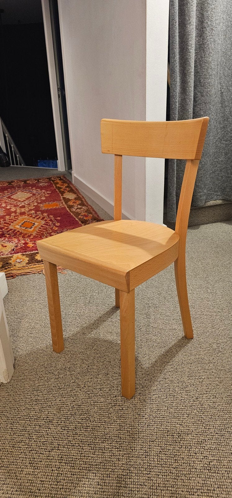 Houten stoel - Eén stoel, Huis en Inrichting, Ophalen, Bruin, Zo goed als nieuw, Tijdloos