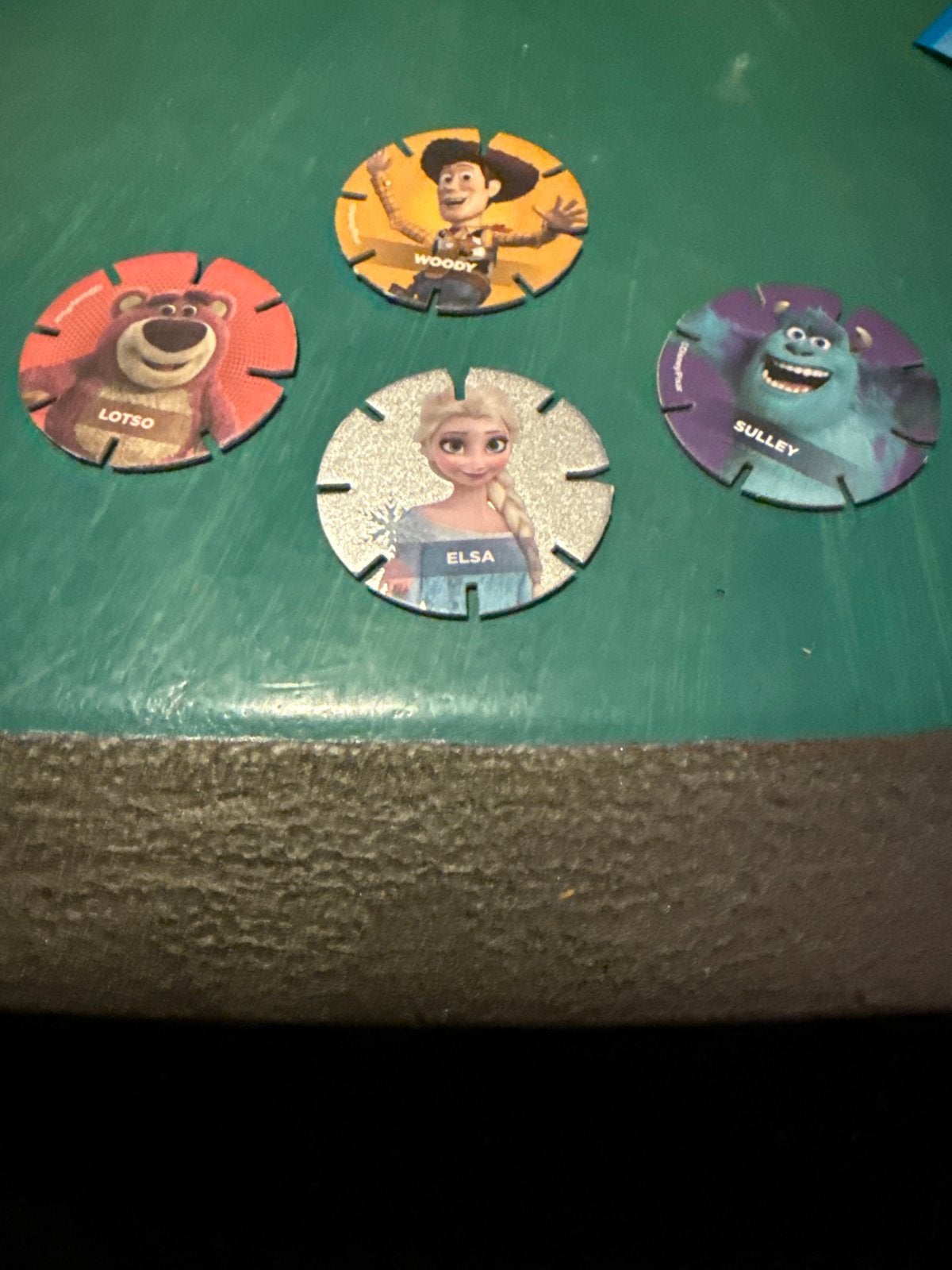 Disney Pogs: Woody, Lotso, Elsa, Sulley - Verzamelobjecten, Ophalen of Verzenden, Nieuw, Jongen of Meisje