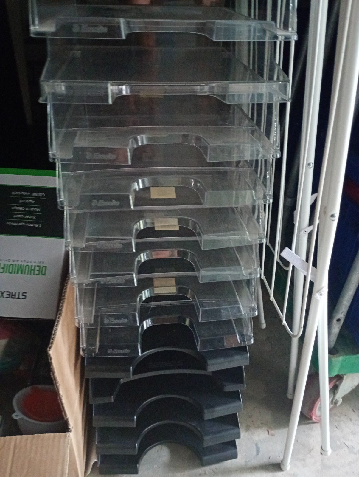 14 stapelbakken, Ophalen, Zo goed als nieuw, Minder dan 70 cm, Minder dan 40 cm