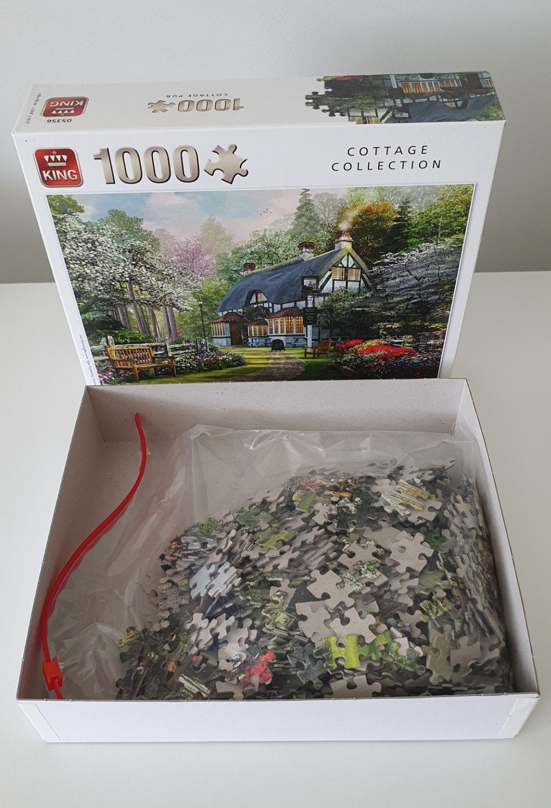 Puzzel 1000 Cottage Pub King 1x gelegd, Ophalen of Verzenden, 500 t/m 1500 stukjes, Zo goed als nieuw
