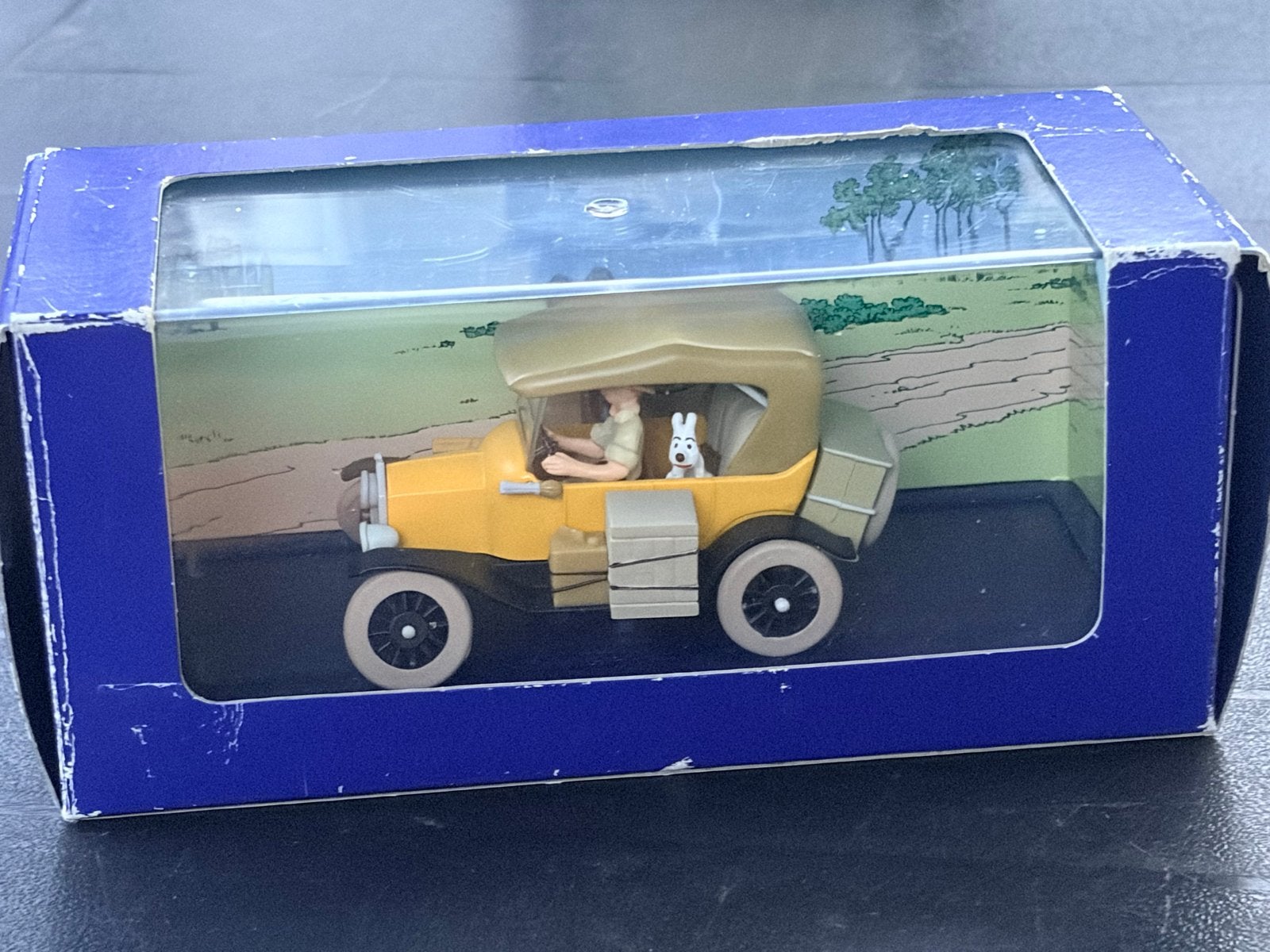 Kuifje in Afrika Ford T modelauto met Bobbie, Overige merken, 1:50 of kleiner, Auto, Ophalen of Verzenden