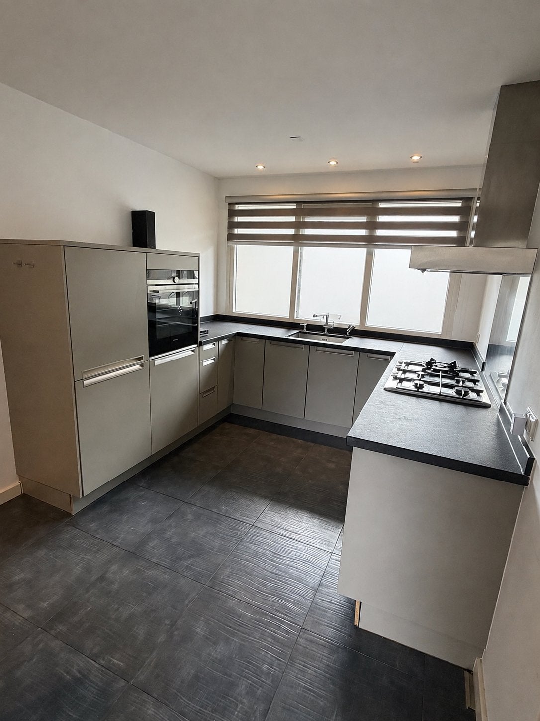 Complete U-keuken met Lieberr, Siemens en Atag apparatuur, Huis en Inrichting, Ophalen, Gebruikt, U-keuken, Composiet