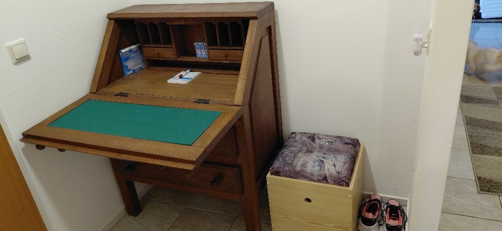 secretaire, Ophalen