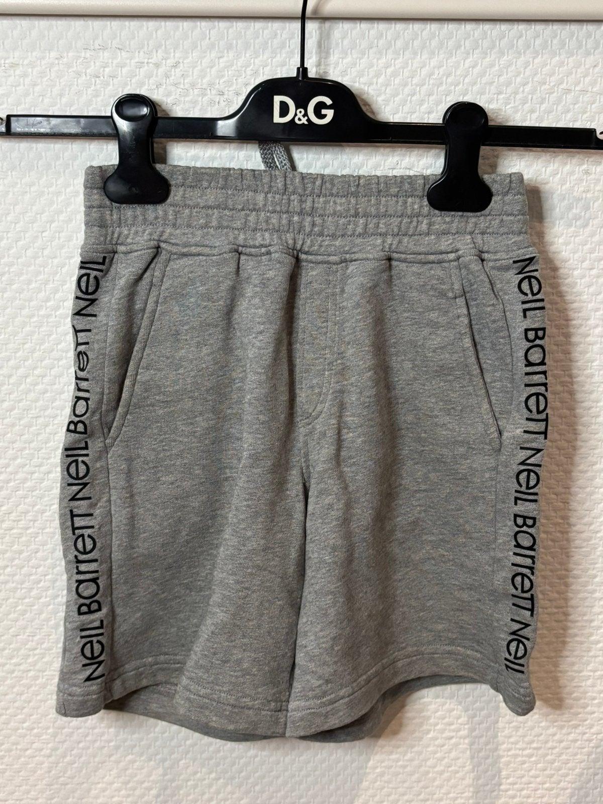 Neil barrett joggingbroek 8 jaar, Ophalen of Verzenden, Zo goed als nieuw, Jongen, Broek