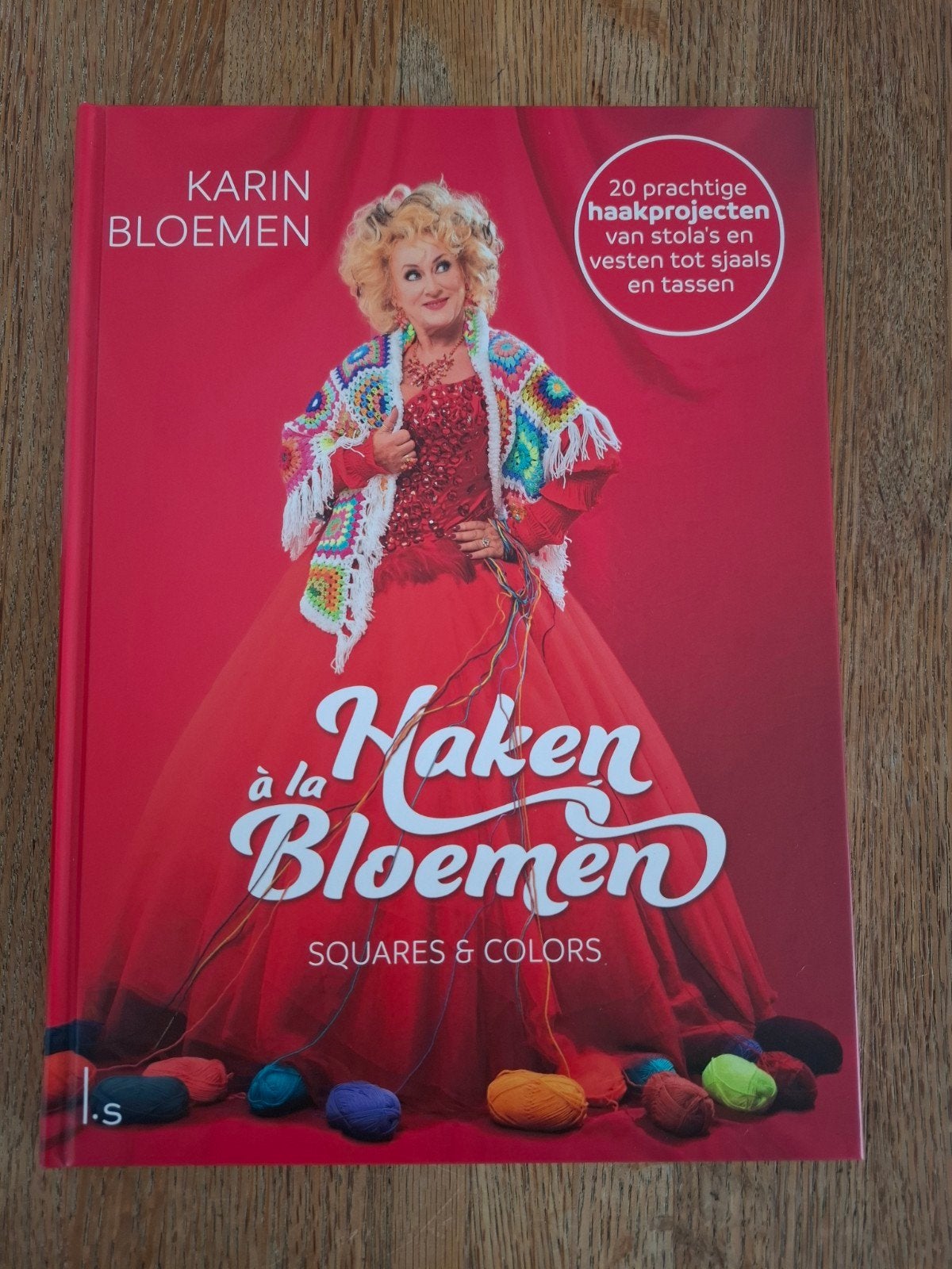 Karin bloemen boek Haken A la Bloemen Nieuw!, Ophalen of Verzenden, Nieuw, Haken, Patroon of Boek