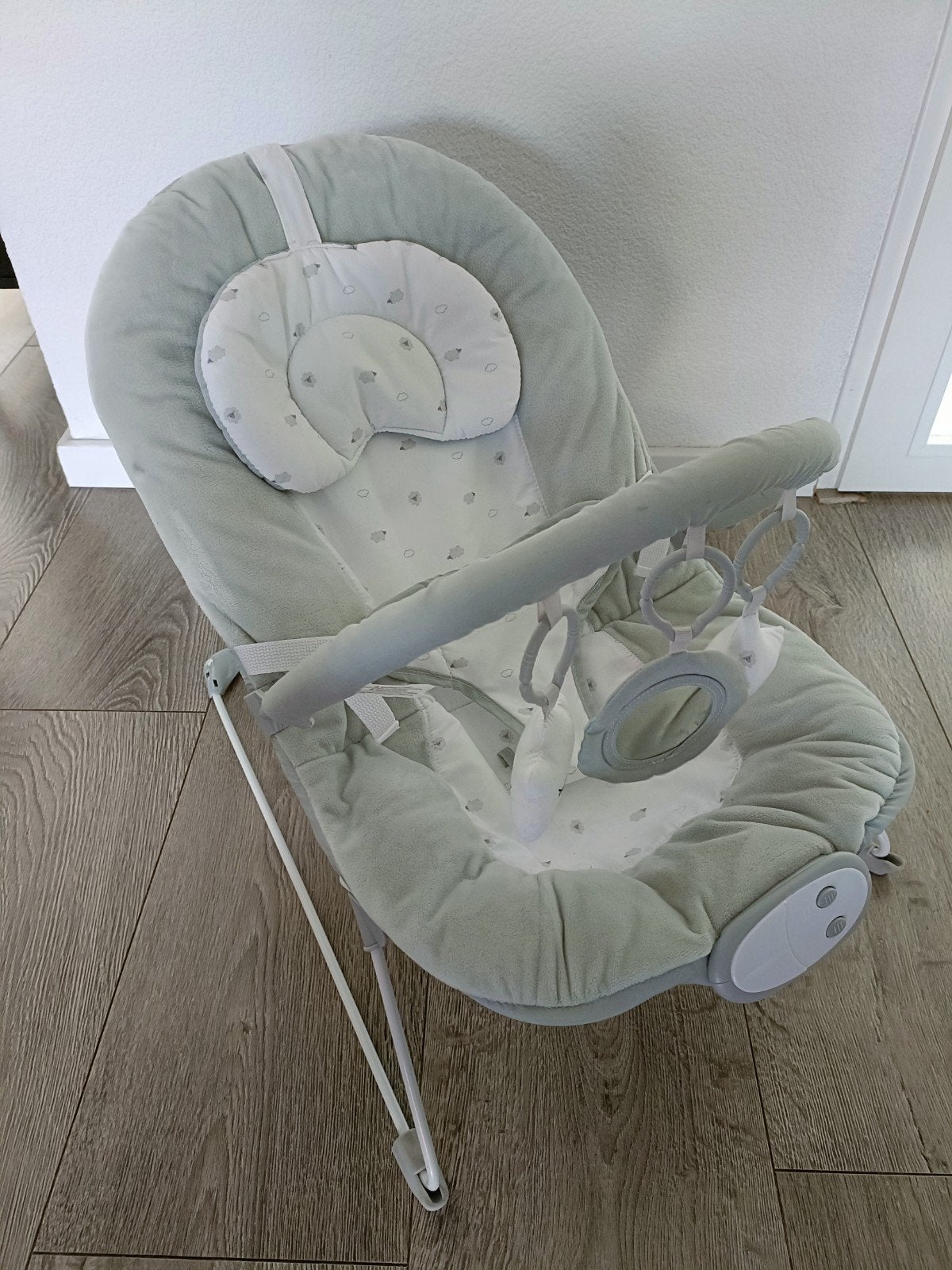 Novi baby musical cloud wipstoel met muziekfunctie, Kinderen en Baby's, Wipstoeltjes, Ophalen, Zo goed als nieuw, Wipstoel, Overige merken