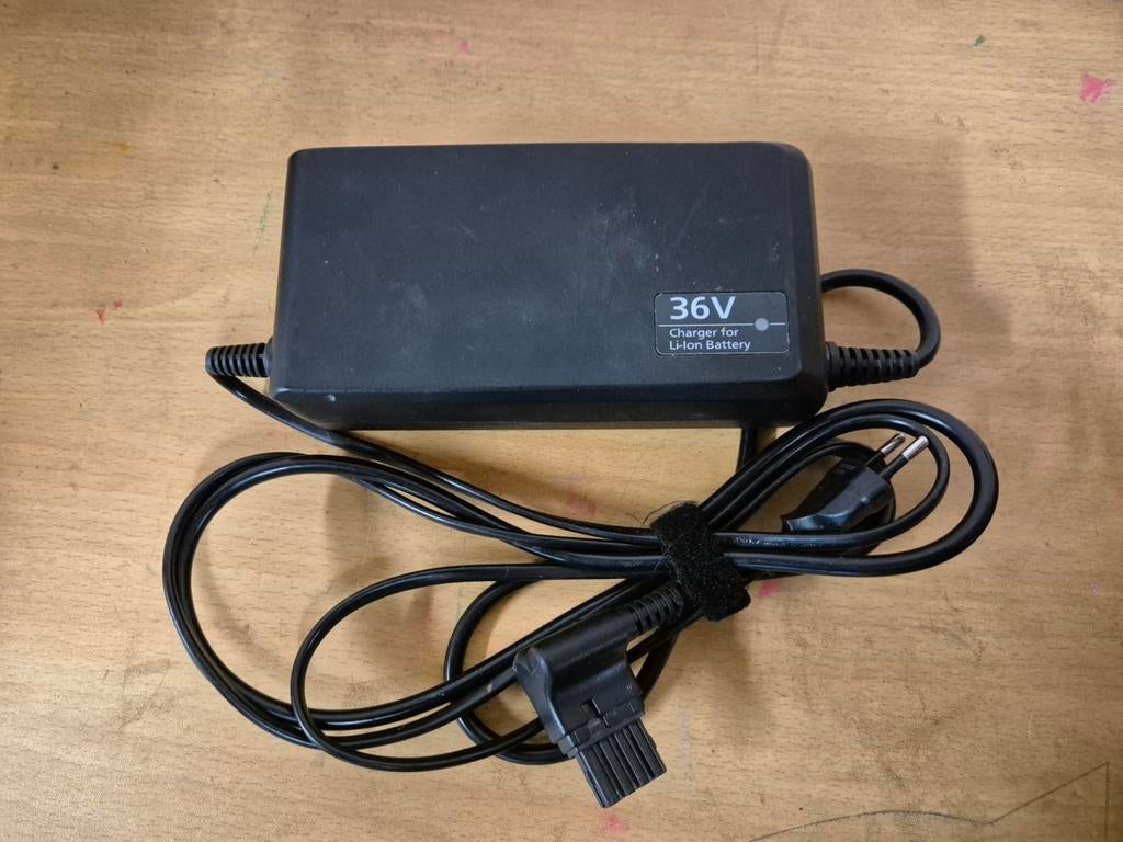 Gazelle Panasonic 36v E-bike Oplader voor Li-ion Batterij, Ophalen of Verzenden, Gebruikt